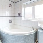 Bhe230480 06.jpg