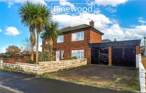 Aston Park Road, Aston, CH5 1UA