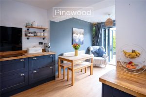 Queens Avenue, Flint, Flintshire, CH6 5JN