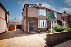 Queens Avenue, Flint, CH6 5JN