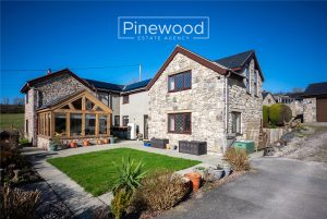 Bwlch, Rhes-Y-Cae, Holywell, CH8 8JT