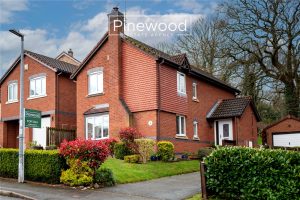 Hillsdown Drive, Connahs Quay, Deeside, CH5 4GQ