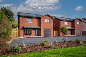 Mold Road, Ewloe, Deeside, CH5 3AU